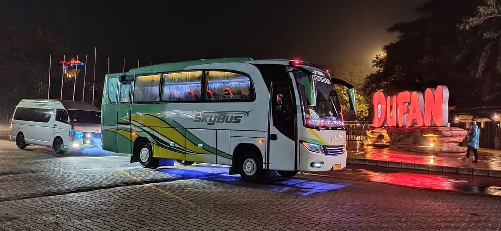 Sewa Bus pariwisata Natar