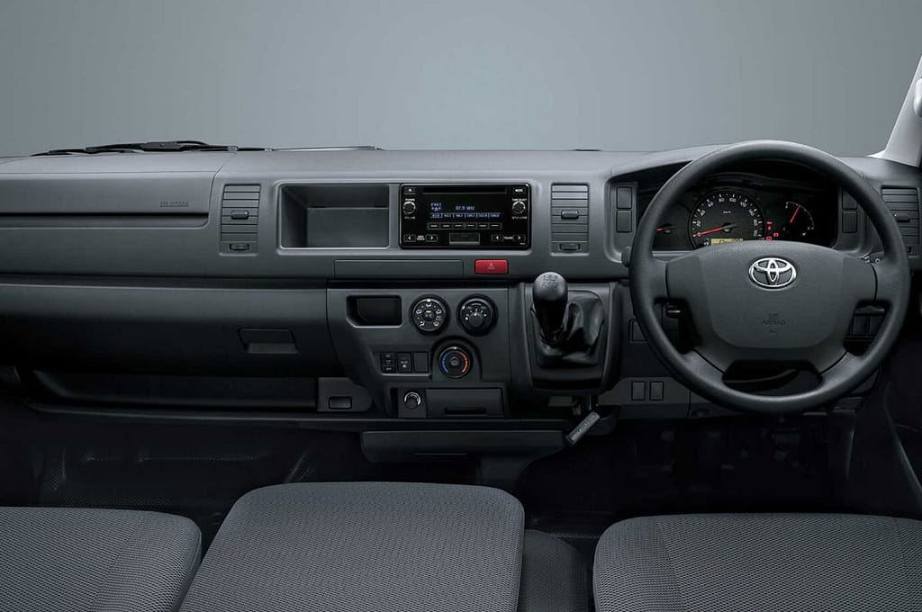 Dasboard Mobil Hiace commuter