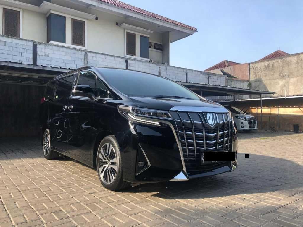 Rental Mobil Alphard Lepas Kunci