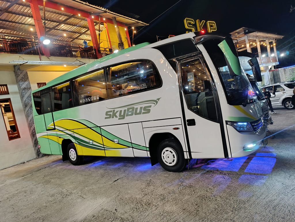 Sewa Bus Pariwisata Lampung