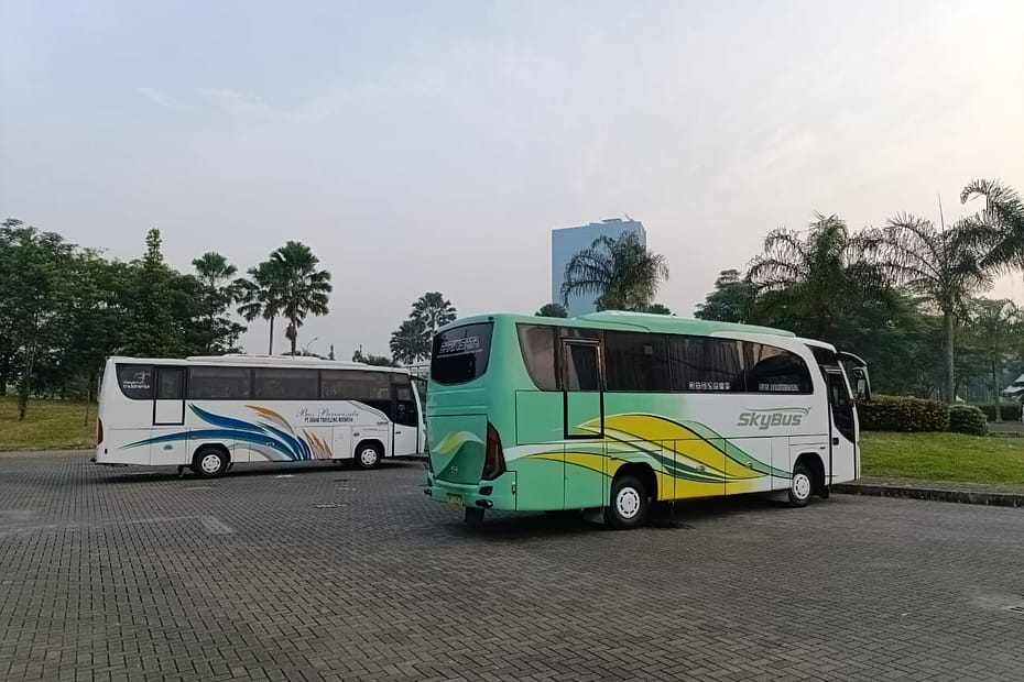 Sewa Mini bus Bandar Lampung 33 Seat
